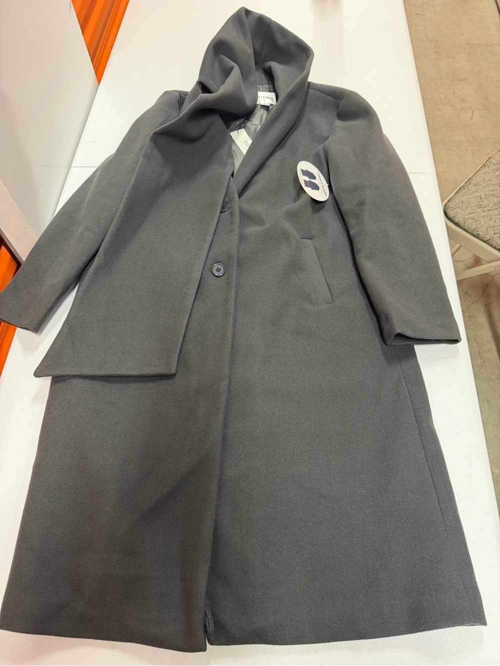 VIGOSS Women’s Long Scarf Coat Size M Charcoal Gray Button Front NWT